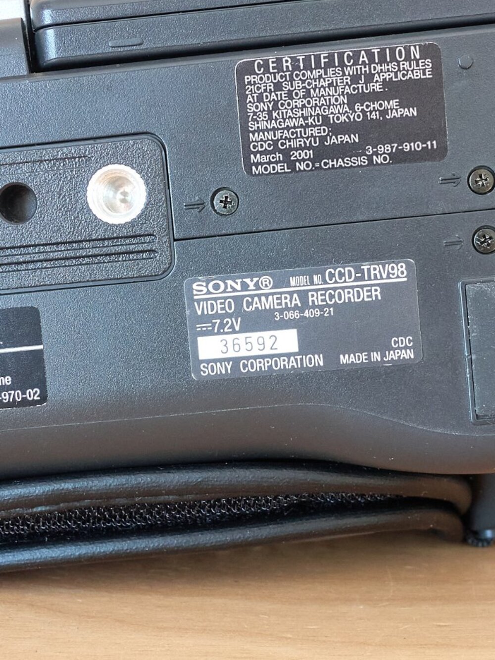 Sony Handycam Vision CCD-TRV98 Hi8 Video8 Camcorder Tested Made in Japan - Picture 10 of 10